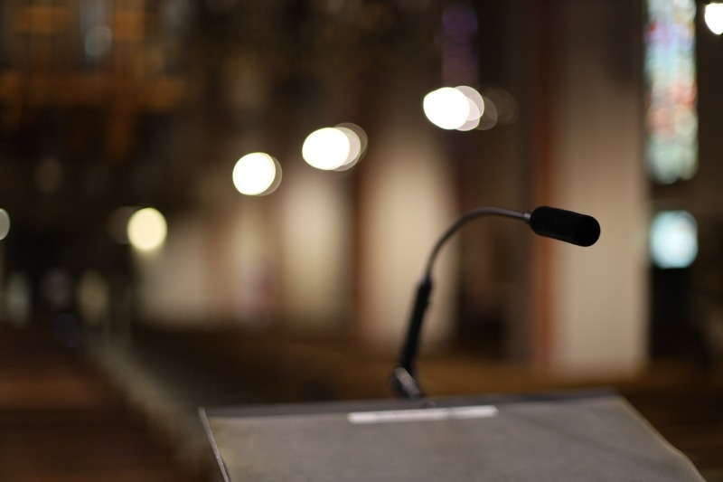 Microphone